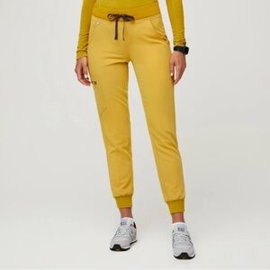 Figs Zamora Jogger Scrub Pants - light gold - large